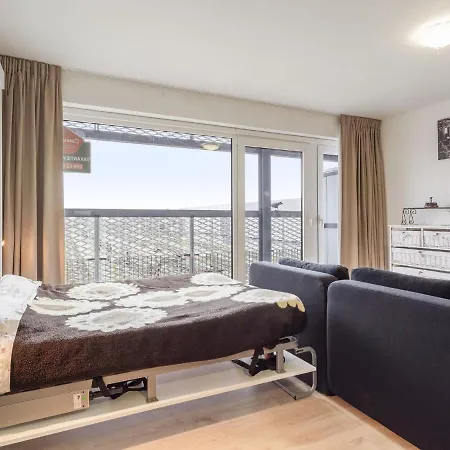 Spacious With Storage * Blankenberge